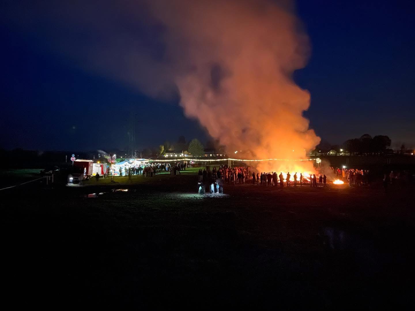 Mehr über den Artikel erfahren Rückblick Osterfeuer 2025